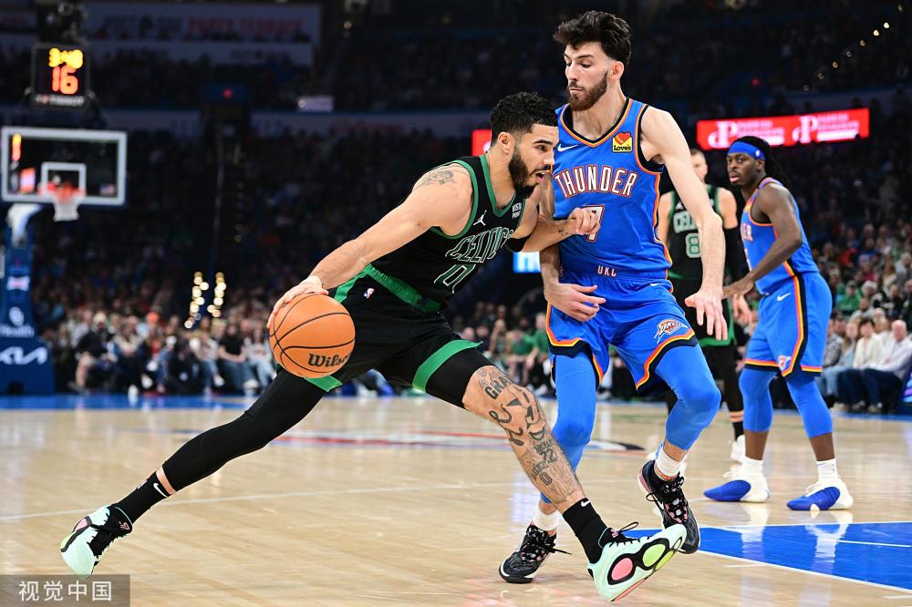 做出了各自 做出了各自